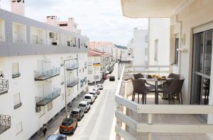 Casa do Mike - Cozy 1 Bedroom Apartment Steps from the Beach