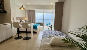 Cartagena - Apartamento con vista al mar, terraza privada y piscina cerca aeropuerto