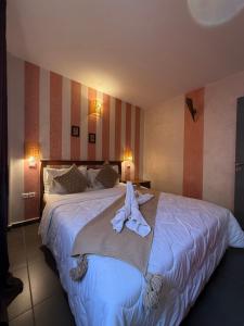 Bright &Cozy 3 Bedroom Apartment Central Location