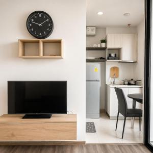 The Base Condo with Pool and Gym Access Bangkok Onnut bts