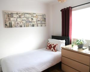 Hermitage Plus, 3 x Bed Entire House in Loughborough