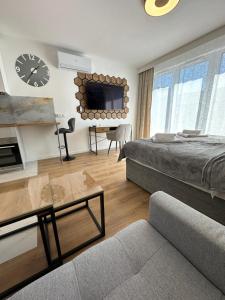 LUXURY Portovo