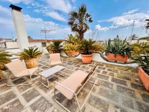 Eleutheria beach villa by the beach
