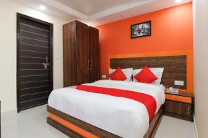 Hotel O Maharaja Gold