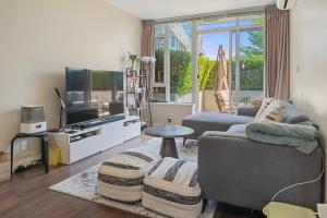 2 Bedroom 2 Bathroom Richmond Oval