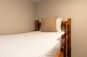 Paradise Villas 2BR Pool walk to town & beach