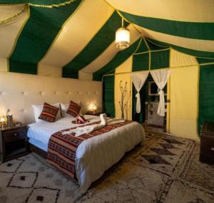 Erg chebbi Camp