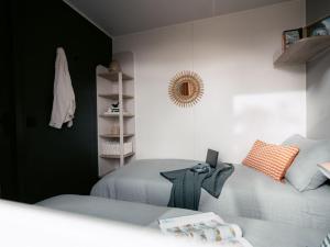 Mobil home - animaux admis - 7 pers. - API-1-52-2257