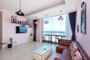 Căn Hộ 3 Phòng Ngủ Hướng Biển Oasky Apartment - Hằng Homestay