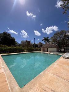 Affordable private suite with pool in a residential area