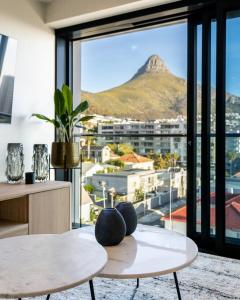 2 bed Sea Point Gem with Pool and incredible Views