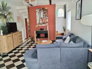 Maison à 50 M de la plage sous les pins