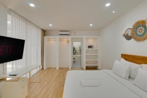 Spacious 3BR Villa Osmanthus with Rooftop near Seminyak