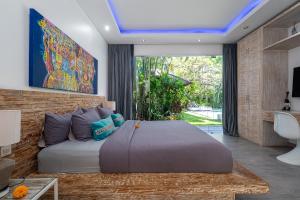 Villa Papiya - Luxurious 4BR Haven in Seminyak