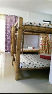 La Casa Uzziel Homestay Moalboal
