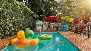 Nice Mansion AC 6BR Pool,Básquet,Playground,Games