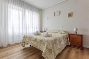 Noja - Parking Privado - Wifi - 2 Baños - 8 Person