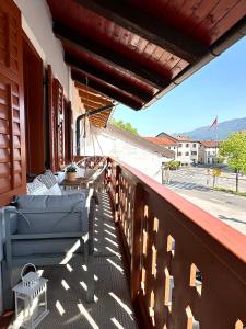 Hisa Rejmr with private parking