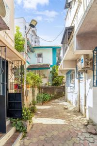 Tori 1BHK in Bandra W by Square One Stays