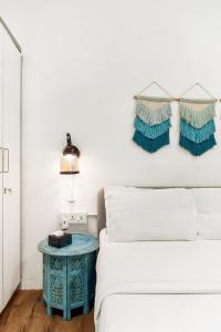 Tori 1BHK in Bandra W by Square One Stays
