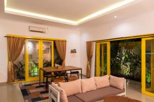 Villa Yellow Stone 1
