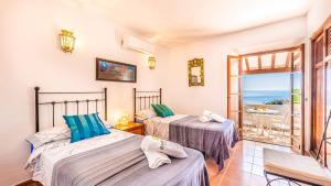 Villa La Saliega Almunecar by Ruralidays