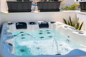 Blue Heart Luxury Suites