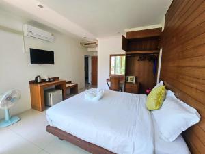 SR Phuket