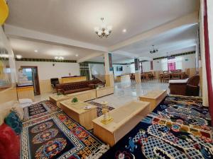 The Khawa Karpo By StayApart