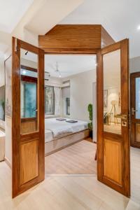 Stella 3BHK in Khar by Squareone Stays