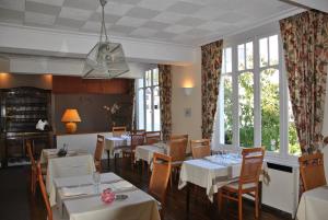 Hotels Logis Hermitage : photos des chambres