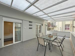 Grace by halu! Luxury 3BD apartment on Mitropoleos street