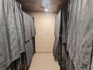 Male AC Dormitory Near Vishwanath Temple