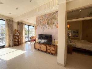 Villa Palm Stone 2BHK Penthouse JLN Marg