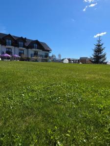 Jagodowy Ski&Spa pensjonat z widokiem na góry,podgrzewany basen zewnętrzny latem,bilard,świetne Wi-Fi,Restauracja,balia,sauna na miejscu