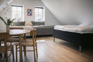 Cozy and bright vacation apartment in Lønstrup