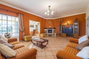 Villa Solar das Amendoeiras by Villa Select