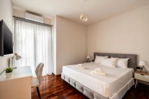 Acropolis Museum 5min Walk Stylish 2BR Maisonette Athens