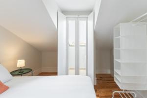 GRACA DUPLEX WITH A VIEW by Homing