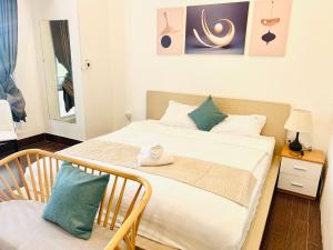 Levi Living - An Thuong 34