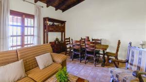 Finca Los Colorines Antequera - La Higuera by Ruralidays