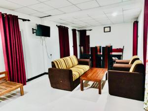 Malwathu oya resort