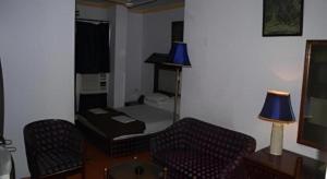 Hotel Charans International