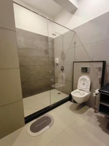 Sky Oasis 3BHK Pool Penthouse