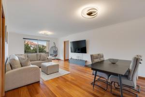 Sun Flower Apartment by Holiday Rental Madeira