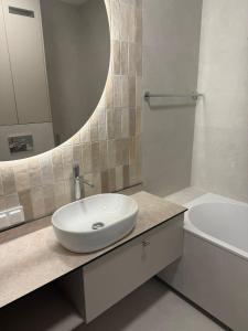 Gdynia Supernova Comfort Apartments with Parking by Lion Apartments