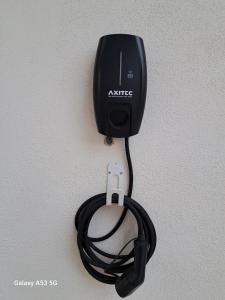 Delfa Luxe Suite-Sustainable Luxury & EV Station