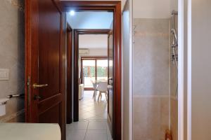 Luminoso bilocale con veranda a Olbia