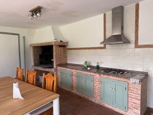 The Eira - Spacious duplex with lush garden
