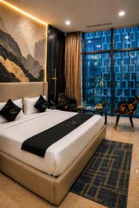 Aquila Grand Suites - Noida Sector 136